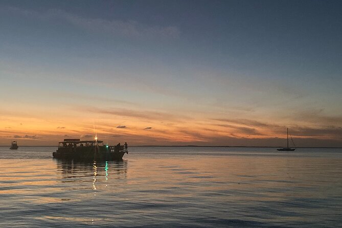 1.5 Hour Bay Side Key Largo Sunset Cruise on a Spacious Catamaran - Leaving Amoray Dive Center at 6:30 pm