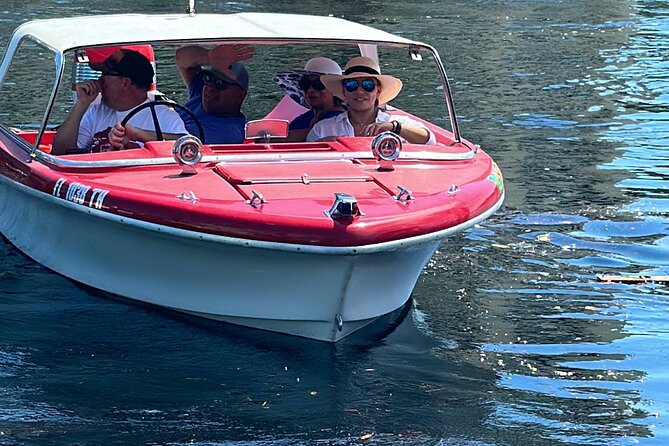 2 Hour Classic Self Drive Boat Rental in Fort Lauderdale - Who Gets the Best Value for $299