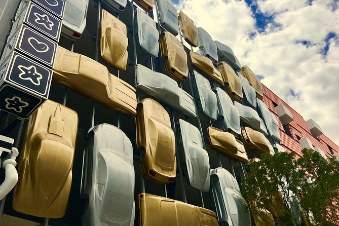 2H Private Classic Car Tour Miami Beach & Wynwood - The Design District and Miami’s luxury side