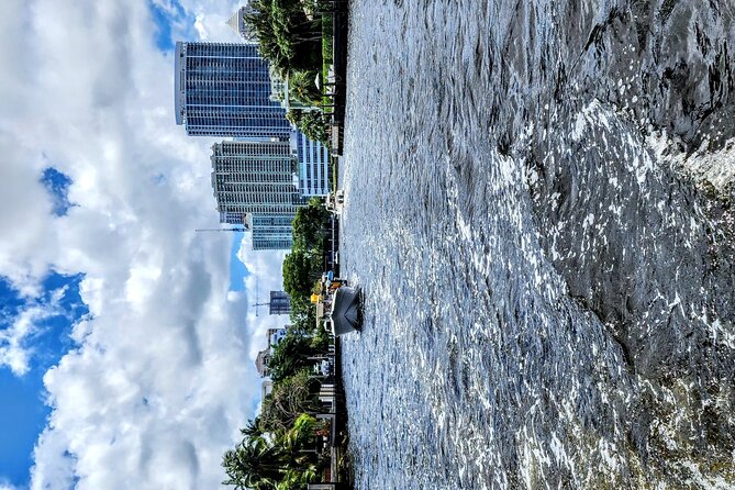 3 hours - Fort Lauderdale Scenic Boat Tour - max 6 pax - How to Make the Most of the Ride