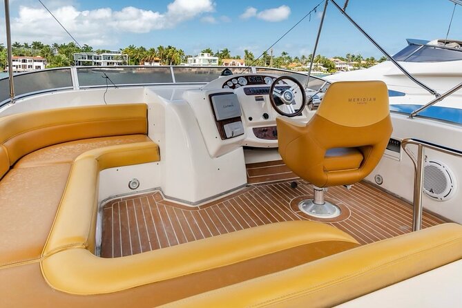 4-Hour 42 Meridian Yacht Rental with Captain in Miami Florida - What the captain fee means for the real price