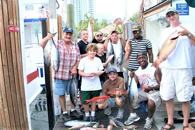 4-Hour Day or Night-Time Reef Bottom Fishing Charter in Fort Lauderdale - Reefs, wrecks, and the search for a bite