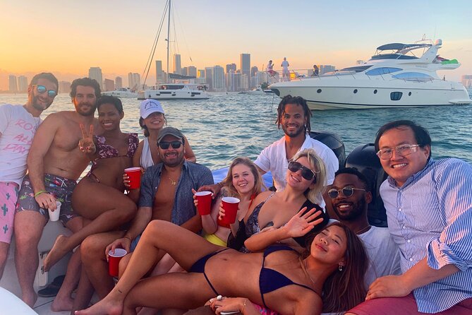 40' Sea Hunter Cruise with Captain Jay - Morning light or Miami at sunset