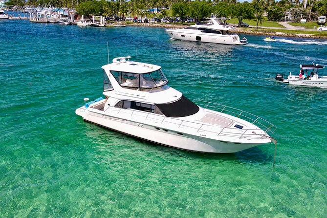 52' Yacht Rental in Miami Beach with Experienced Captain - Islands, beaches, and sandbar time