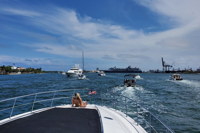 60ft Luxury Yacht Charter in Fort Lauderdale, Florida - Music, Wi-Fi, and the party setup