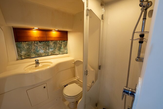 70ft + Free Hour | Miami Yacht Rental | 3 to 8 Hours | 13 ppl - Biscayne Bay and Miami Marine Stadium