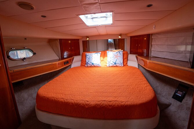 70ft + Free Hour | Miami Yacht Rental | 3 to 8 Hours | 13 ppl - Captain and crew: a key part of the day