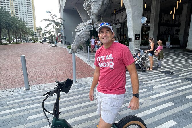 90 min Electric Bike Tour of Fort Lauderdale (min 2) - Returning along Las Olas with a useful city map