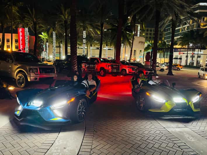 Affordable Polaris Slingshot - Hourly Rentals Available - Who should book this Miami rental