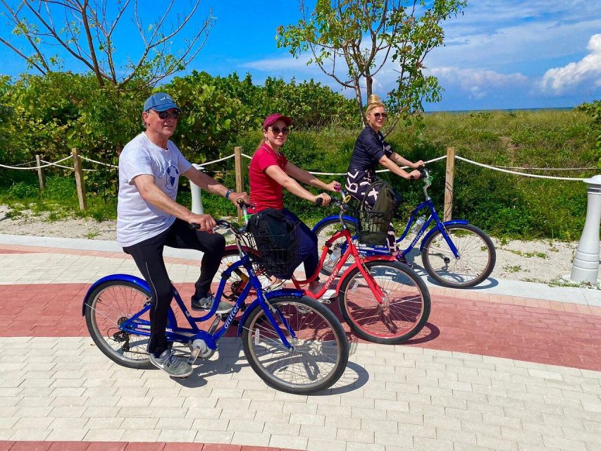 Art Deco, History and Crime Bike Tour with Design Enthusiast - Parks, coast, Surfside, and Bal Harbour