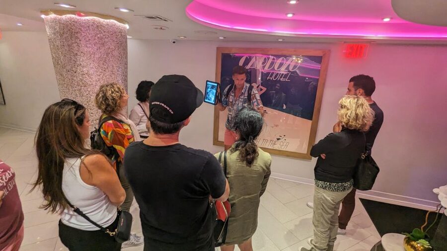 Award-winning Art Deco & History Walking Tour - Segregation, Jewish history, and Cuban migration