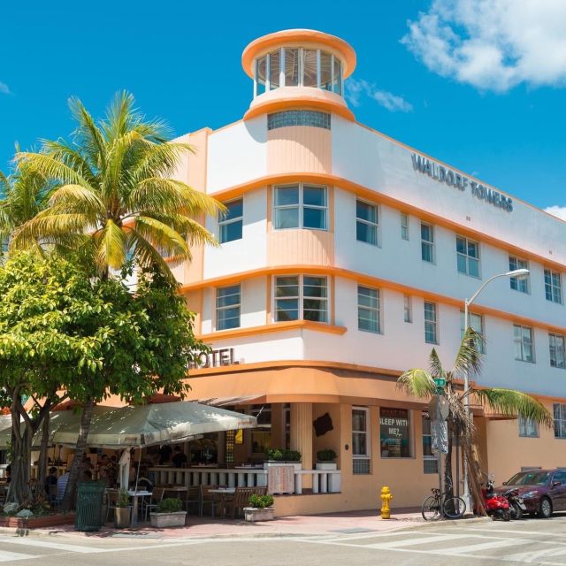 Award-winning Art Deco & History Walking Tour - How the 150-minute pace feels