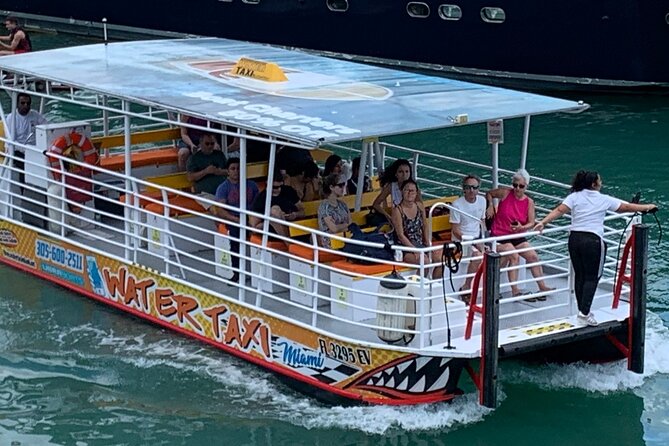 Bayside Marketplace: Millionaire Homes Boat, Stop at South Beach - Timing, queues, and the real pace of the outing