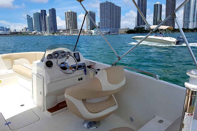 Best Miami self-driving boat rental! - Who will enjoy this rental most