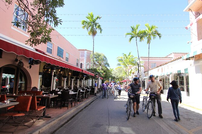 Bicycle Rental in Miami Beach - Art Deco Streets and Ocean Drive