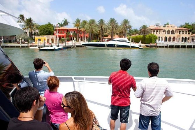 Biscayne Bay Boat Tour in Miami - The islands and homes along Millionaire’s Row