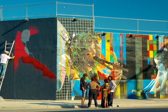 City Tour: Miami, Wynwood, and Little Habana + Cruise Tour - Small-van transport keeps the route practical