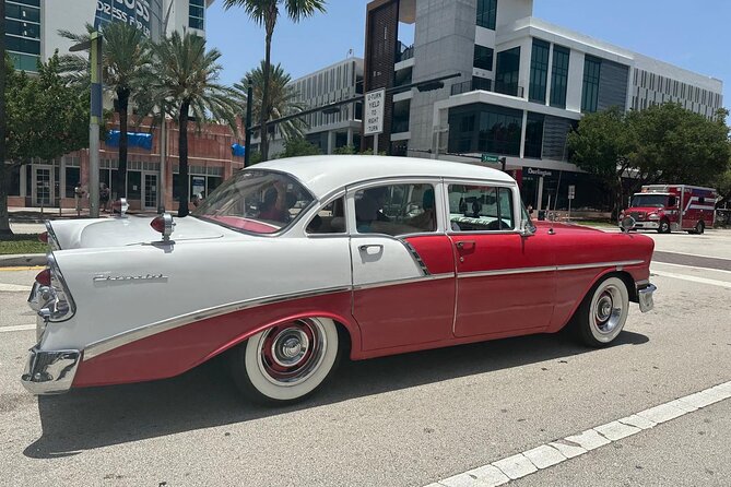 Classic Car Tour around Miami - Why a classic car changes the Miami sightseeing experience
