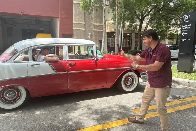 Classic Car Tour around Miami - Freedom Tower and Miami’s Cuban connection