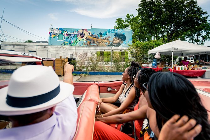 Classic Car Tour of Miami Beach, Wynwood and Little Havana - Downtown Miami and the financial district