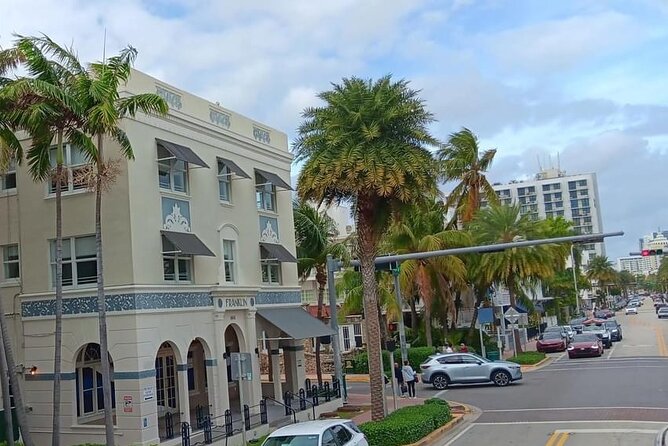 COMBO Miami City & Boat Tours ,Stops at Wynwood and Little Havana - The Biscayne Bay cruise changes the viewpoint