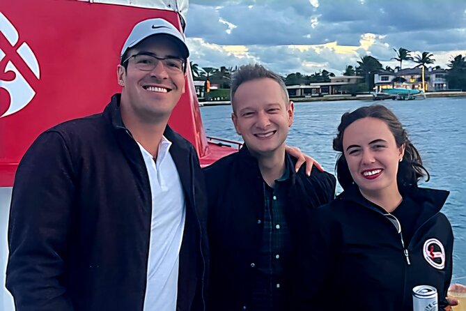 Cruise the Palm Beach Intracoastal on a 90 minute Tour - What the Palm Beach Intracoastal cruise actually gives you