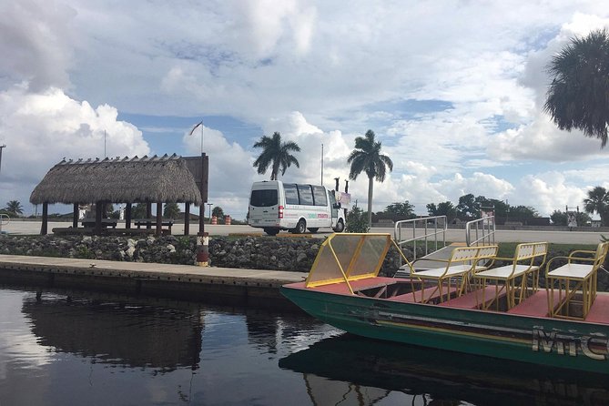 Depart from Miami to discover the Everglades with Airboat tour included! - Who will enjoy this four-hour format?