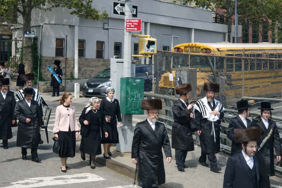 Discover NYC-Tour of Manhattan, The Bronx, Queens & Brooklyn - Who should book this borough tour