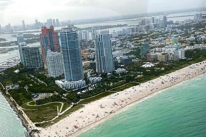 Eagles Air Tour: Private 45 Minute Plane Tour of Miami - Fisher Island and South Point Park