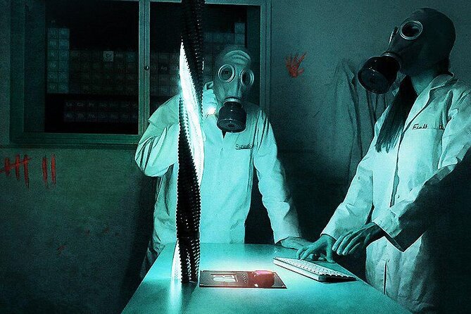 Escape room: Dr. Field's Mad Lab - Inside the one-hour Mad Lab mission