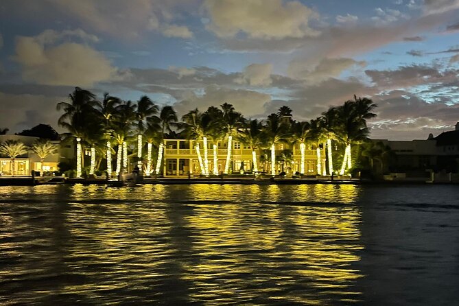 Evening Boat Cruise through Downtown Ft. Lauderdale - The tarpon stop and an important schedule detail