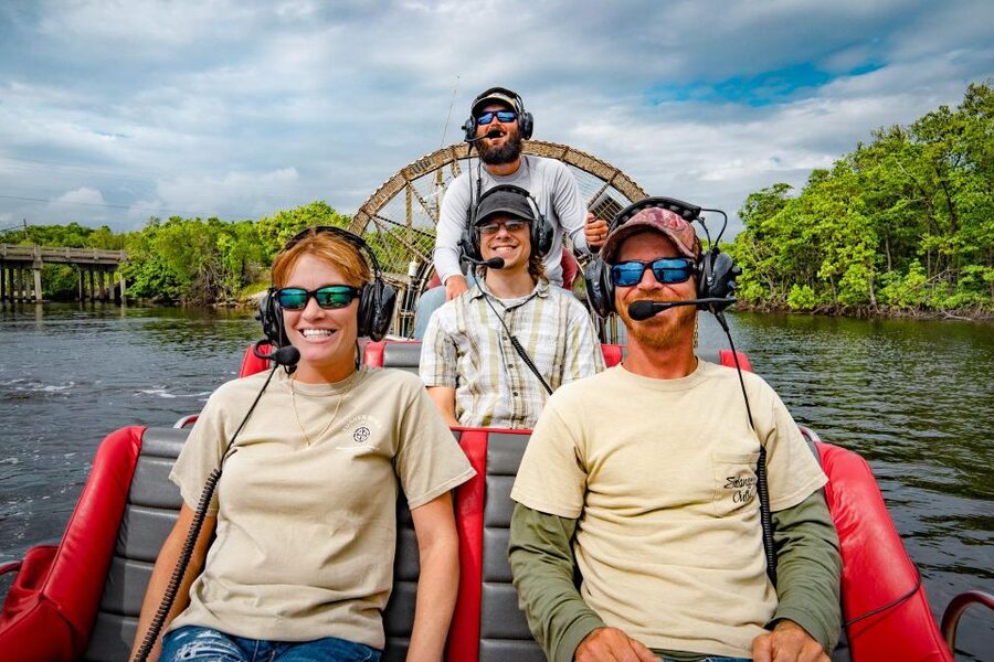 Everglades: Mangrove, Grassland Airboat Tours, & Boardwalk - What to wear and carry