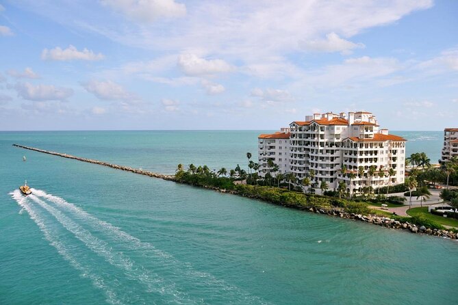 Explore Miami with a Private Boat Excursion - Key points at a glance