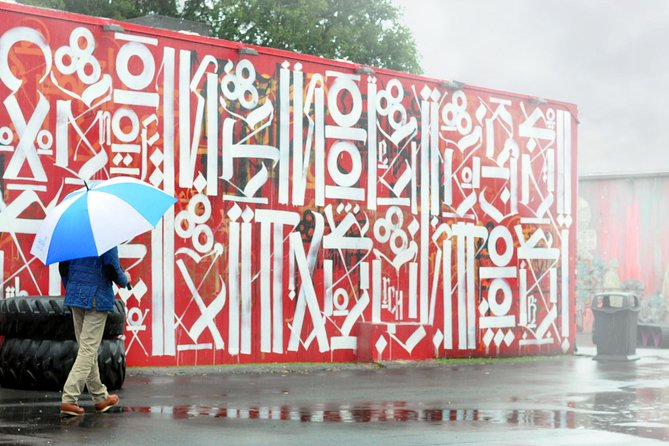 Explore Wynwood with local artist - Is one hour enough?
