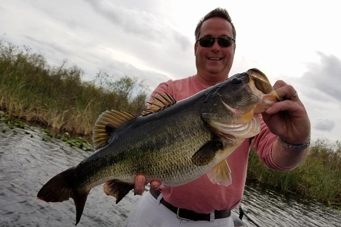 Florida Everglades Fishing Charter Near Fort Lauderdale - The airboat connection at Holiday Park