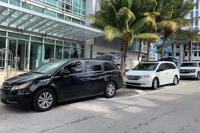 Fort Lauderdale Airport (FLL) to Miami - Arrival Private Transfer - A closer look at the vehicle and group size