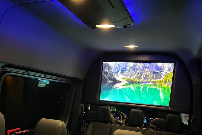 Fort Lauderdale Airport Private Sprinter (up to 14 passengers) - A private airport transfer built for cruise groups