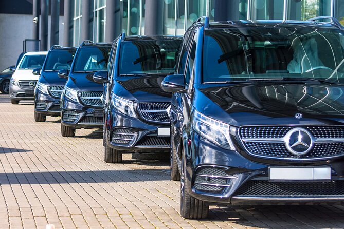 Fort Lauderdale Airport Private Transfer to Port Everglades - Arriving at Port Everglades with the right documents ready