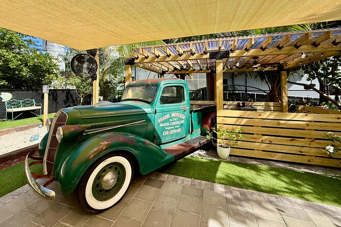 Fort Lauderdale Historic District Food Tour Experience - What the guides add to the food