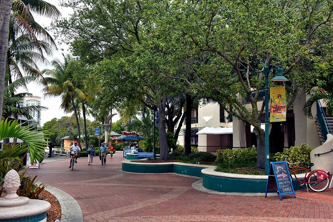 Fort Lauderdale History and Sightseeing Tour on Electric Bike(s) - Starting at Sunrise Paddleboards on Federal Highway