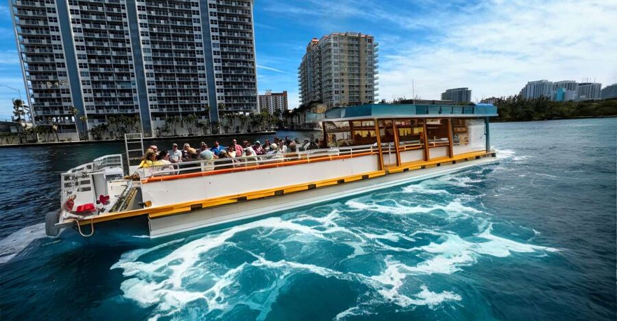 Fort Lauderdale: Millionaire's Row Cruise with Drinks - What this Fort Lauderdale cruise is really about