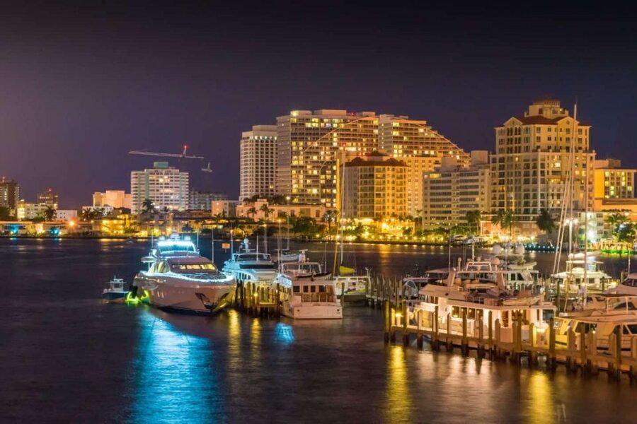 Fort Lauderdale: Night Cruise Through the Venice of America - Port Everglades and the yacht capital view