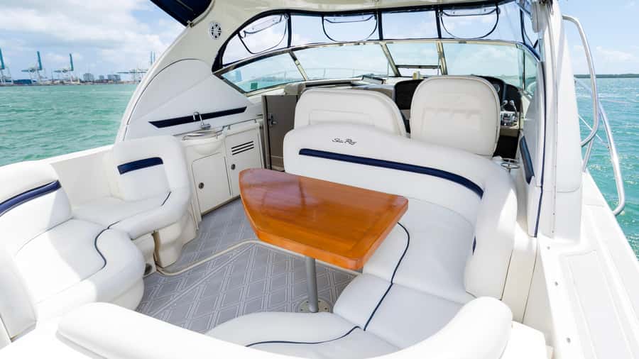 Fort Lauderdale: Private Yacht Cruise - The captain and the feel of the outing