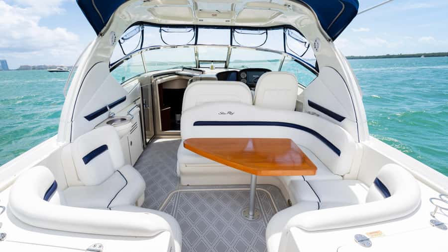 Fort Lauderdale: Private Yacht Cruise - Meeting at Dock B and parking advice