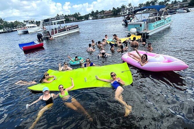 Fort Lauderdale's Largest Party Pontoon - Cruising downtown and the New River
