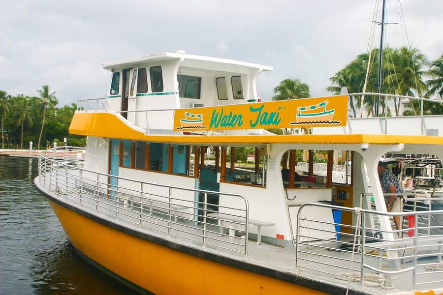 Fort Lauderdale: Water Taxi All-Day Pass - The Hollywood route and the Margaritaville connection