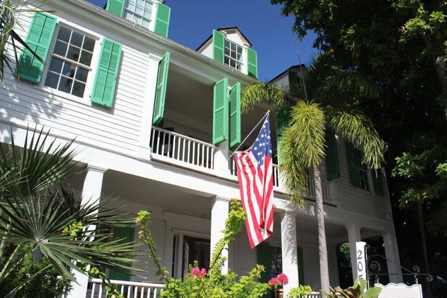From Miami: Key West Day Trip with Pickup at Selected Hotels - What to do in Key West without wasting time