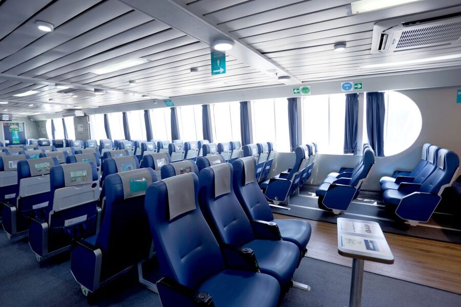 From Miami: Roundtrip Bimini Ferry with Hotel Transfers - Six hours to shape your own Bimini day