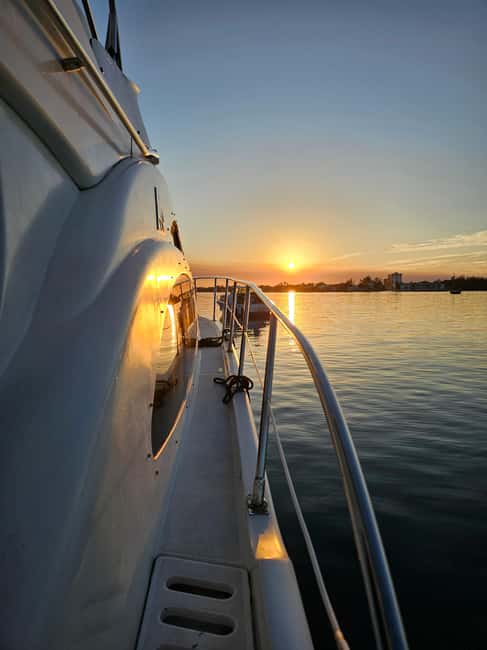 From North Bay Village: Private Boat Party with Champagne - Setting off from North Bay Village with champagne