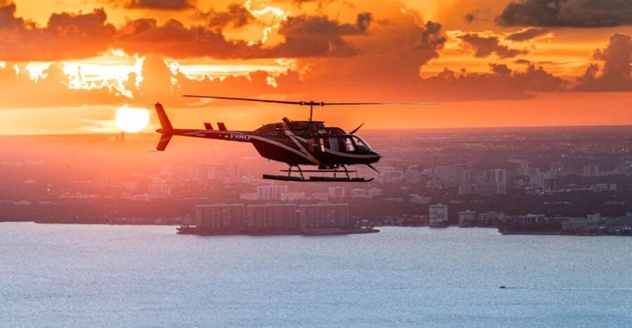 From Pembroke Pines: Helicopter Tour Over Miami - Key points to know before takeoff